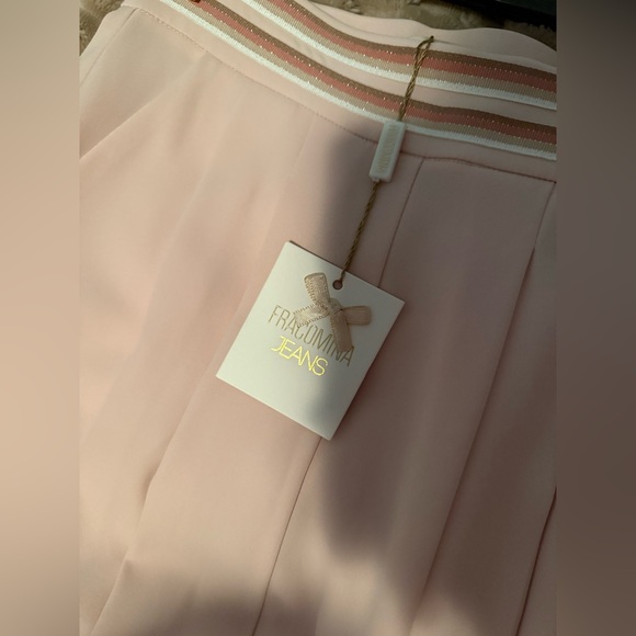 Trouser - Picture 2 of 3